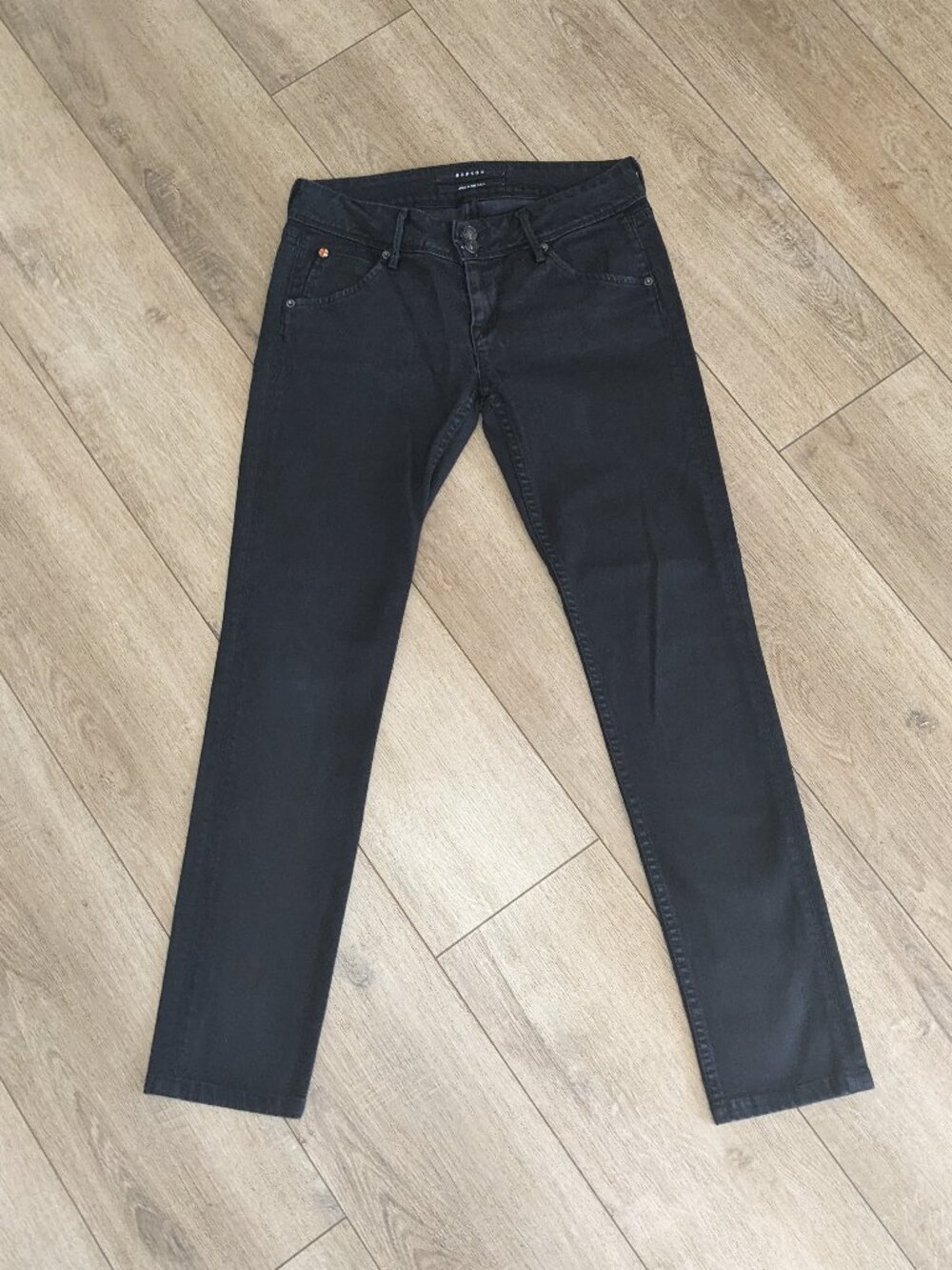 Hudson Black Collin Flap Pockets Mid-Rise Skinny Jeans Size 27